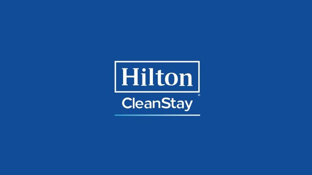 Hilton Garden Inn Queens/Jfk New York Exterior photo