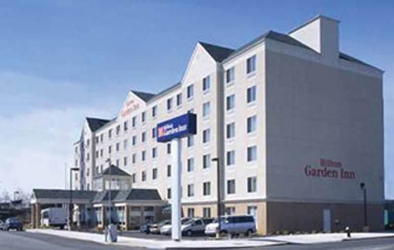 Hilton Garden Inn Queens/Jfk New York Exterior photo